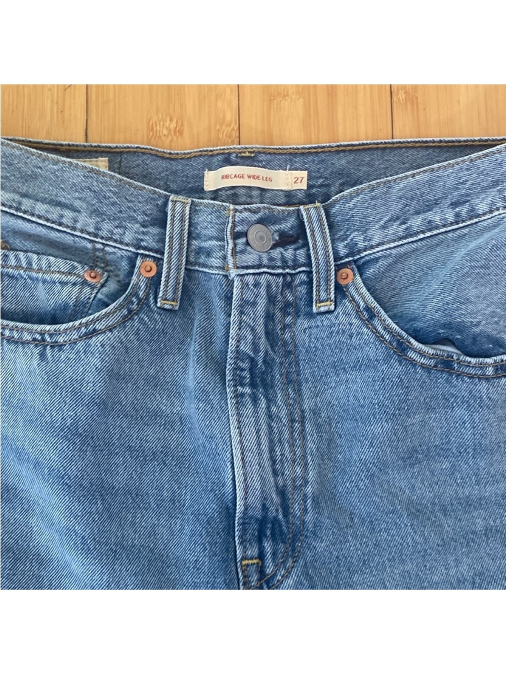 Levi's Light Blue High-Rise Ribcage Wide Leg Jeans - Picture 7 of 7